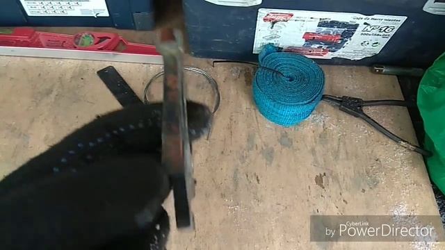 Измельчитель веток из фрез по дереву на базе старого бензогенератора. Ч1. смотреть онлайн