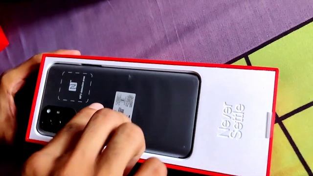 Unboxing OnePlus 9R carbon black смотреть онлайн