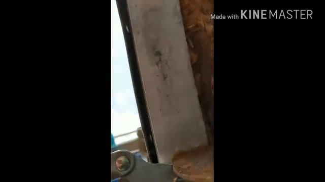 Perimeter Bolt Removal 1992 Airstream Excella