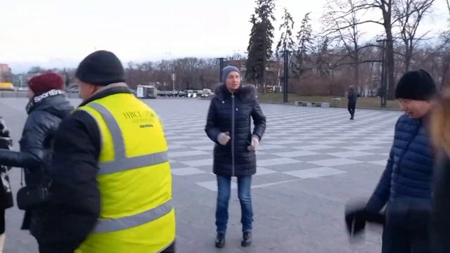 Ukraine,Харьков, танцы 3 декабря, "Еду за солярой!" смотреть онлайн