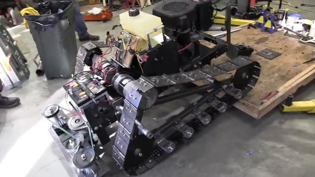 Chuck's Weed Whacker смотреть онлайн