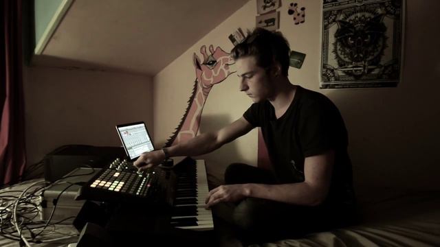 Potong - The Crying Giraffes смотреть онлайн