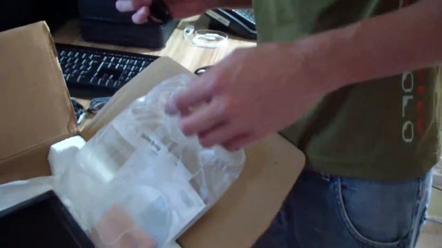 Monitor Samsung SyncMaster S22B300 (Unboxing) смотреть онлайн
