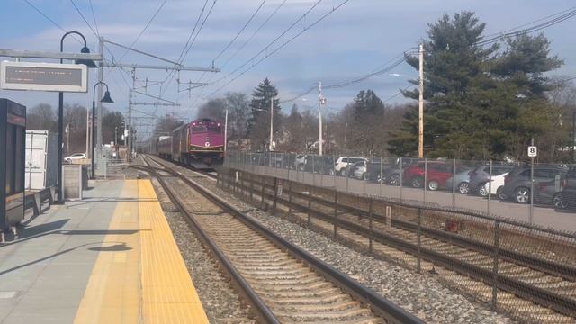 Railfanning Mansfield Train Station 3/16/22 *Avelia Liberty* смотреть онлайн