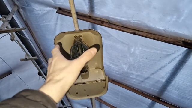 Просто работа в ТЕПЛИЦЕ. смотреть онлайн