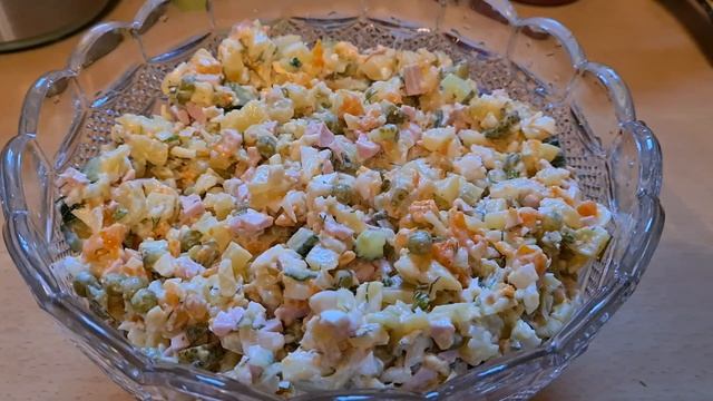 Как быстро, недорого упаковать подарки, Орхидея цветёт, Рецепты новогодних салатов смотреть онлайн