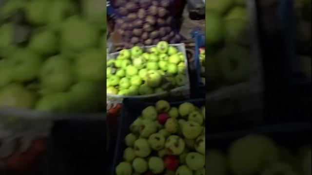 Завалили яблоками: Семеренко и какие-то красные смотреть онлайн