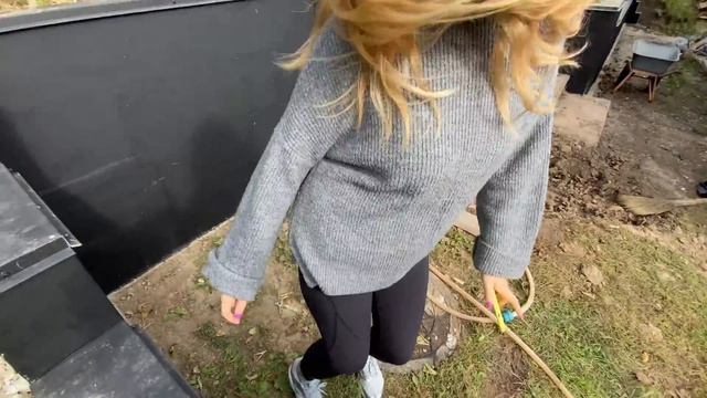 ТАНЯ СЕГОДНЯ В УДАРЕ! ИДИЛЛИЯ НА ДАЧЕ смотреть онлайн