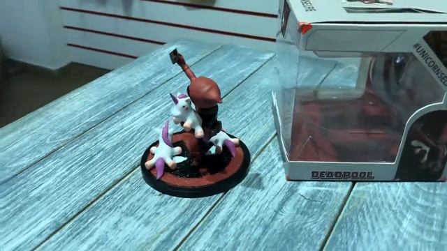 Обзор Фигурки Дэдпул: Селфи с единорогами (Deadpool) 14 см.