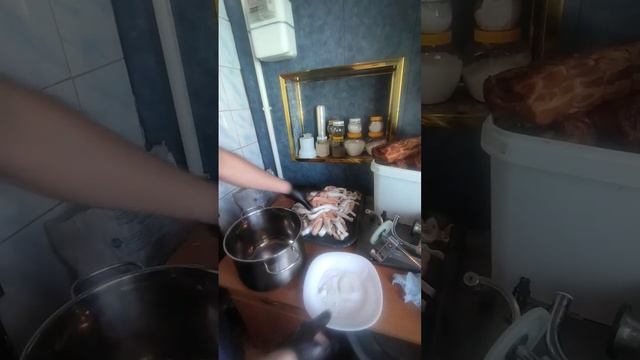 брюшки семги (лосося) горячего копчения. #брюшки #горячеекопчение #сёмга #скумбрия #колбасадомашняя смотреть онлайн