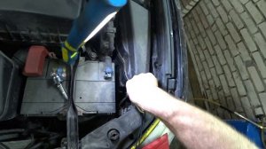 Camry 50. Замена ламп головного света (КСЕНОН).