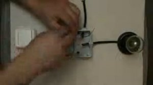 Как соединить провода в коробке для Выключателя