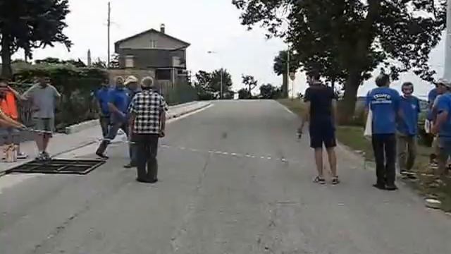 Ortezzano, lu jocu de lu casciu Game of the cheese: win a photo finish (manortiz) смотреть онлайн