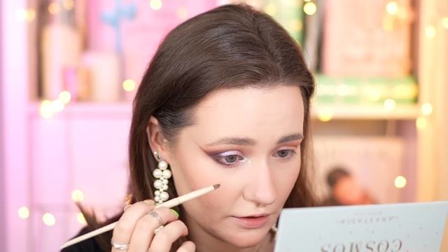 КОСМОС ОТ ANASTASIA BEVERLY HILLS ? ОБЗОР ABH COSMOS PALETTE смотреть онлайн