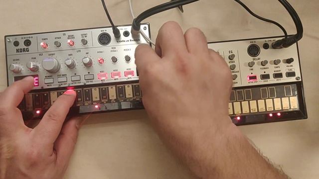 #jamuary2023 Day 16: A calm one (Volca Bass and Keys making you relax) смотреть онлайн