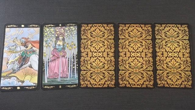 ПОЧЕМУ ОН ОБИДЕЛСЯ?/ПОЧЕМУ ОН МОЛЧИТ?/Tarot divination/ Школа Таро Golden Charm смотреть онлайн