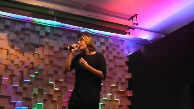 Иван Харитонов на вечеринке с голосятами смотреть онлайн