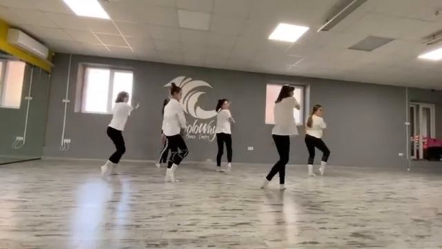 Contemporary Dance смотреть онлайн