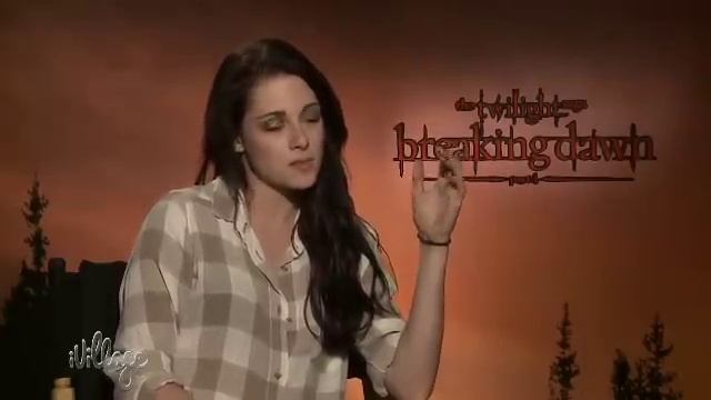 Kristen Stewart: Robert Pattinson and I Both Have a "Dead Honesty" смотреть онлайн