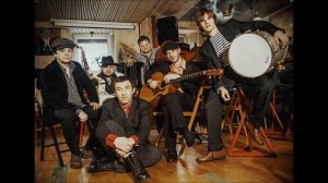 "Ля миноръ" -  "Она была первой"