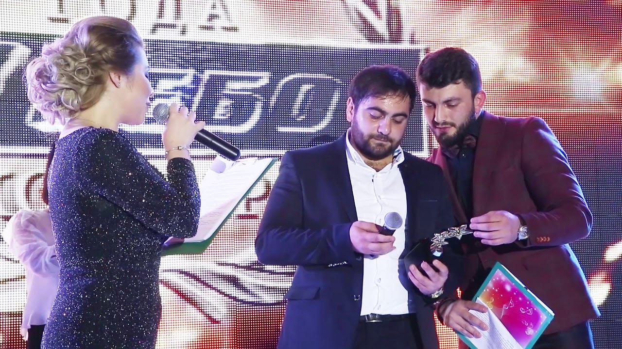 АЛИНА и АСЛАН ИДРИСОВ - Самое популярное на ЮТУБе 2017 (Награждение 7 НЕБО) смотреть онлайн