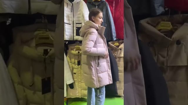 Пуховики на зиму 2022/23?? #shorts смотреть онлайн