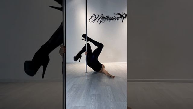 Exotic_pole_dance_танец_на_пилоне_ смотреть онлайн