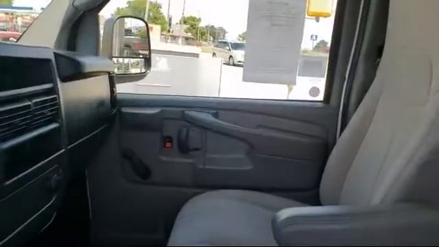 2013 Chevrolet EXPRESS COMMERCIAL CUTAWAY Work Van Belvidere Rockford Elgin Dekalb Harvard смотреть онлайн