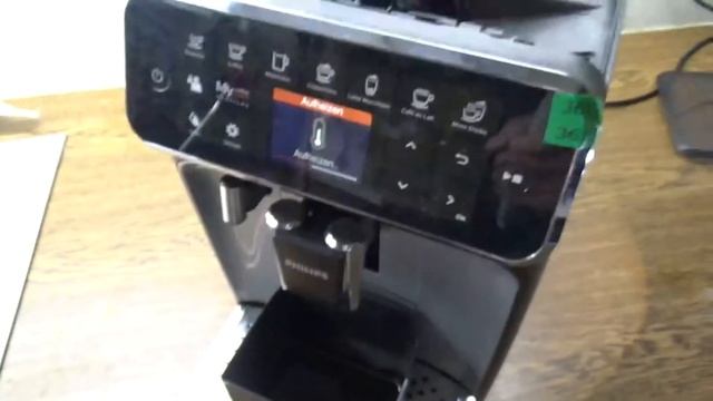 Kaffeevollautomat Philips EP4346 Kein Kaffee Wasser Landet In Der Abtropfschale