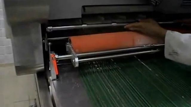 Промышленная хлебопекарная линия для производства багета и булочек FlexiLine 2.5 MERAND смотреть онлайн