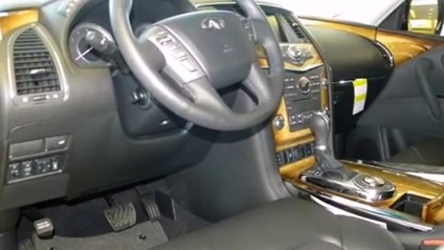 2011 Infiniti QX56 w/Split Bench Seat Pkg смотреть онлайн
