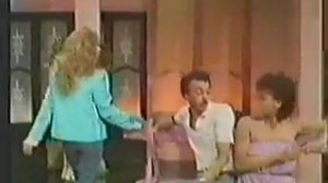 Поёт ДАЛИДА