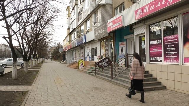 С улиц Черкесска продолжилось удаление незаконной рекламы смотреть онлайн