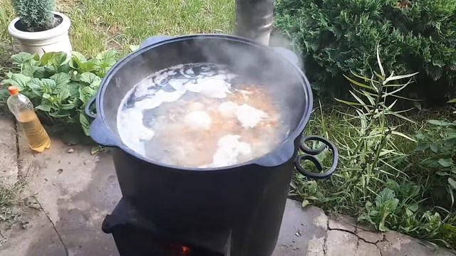 Уха по Царски в казане!!! смотреть онлайн