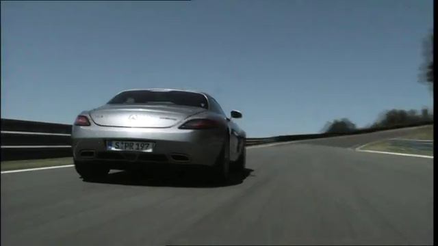 Mercedes SLS AMG Trailer смотреть онлайн