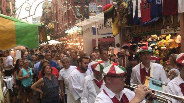 Rocky 🎵 in the Streets at the San Gennaro Feast Sept 14, 2017 - @Fabintro смотреть онлайн