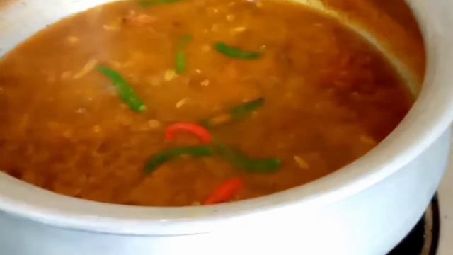 কলার গাছের শাঁস বা বুগলি রান্না।আর মাছের তেল বা পেটি ভুনা