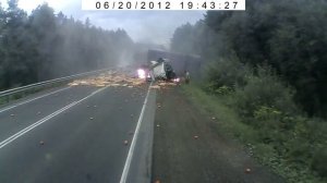 Америка с горы катится. Авария