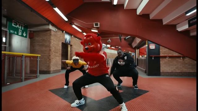 adidas Originals x Manchester United смотреть онлайн