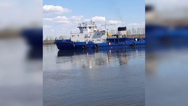 Буксировка земснаряда /речной флот /морской флот /river flotilla смотреть онлайн