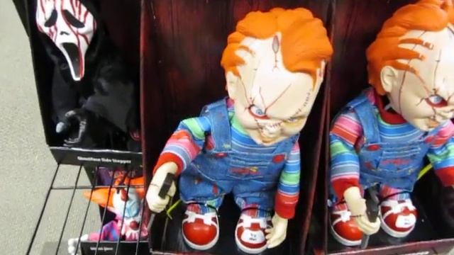 Yj Chucky Side Stepper At Spirit Halloween