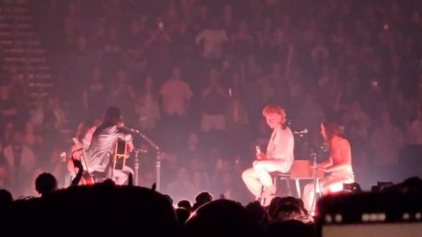 Greta Van Fleet FRONT ROW BEHIND PIT full concert in Seattle, 2023 August 04, Starcatcher Tour