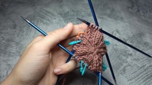 МК Двойная шапка от макушки к макушке резинкой 2*2 на любой размер и из любой пряжи