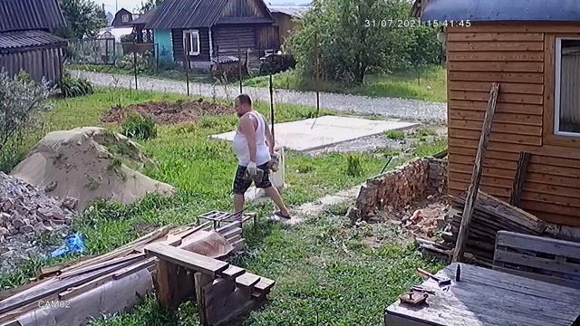 Освобождаю место под пристрой, убираю старый фундамент смотреть онлайн