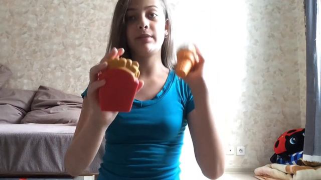 //обзор моих сквиши🍟🍦Кортошка фри 🍟,клубника🍓, мороженое 🍦\\Какой же сквиш мягче?? 🤔#АляDIY❤️ смотреть онлайн