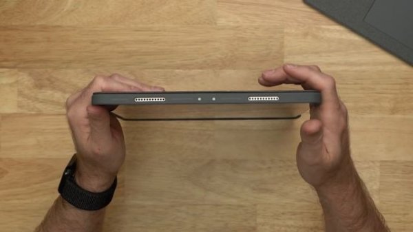 Logitech Combo Touch Keyboard Case for iPad Pro with M1 2021