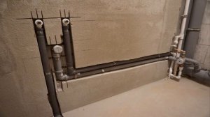 Выполнение работ по устройству штроб и скрытому монтажу водопровода, канализации, электрики.