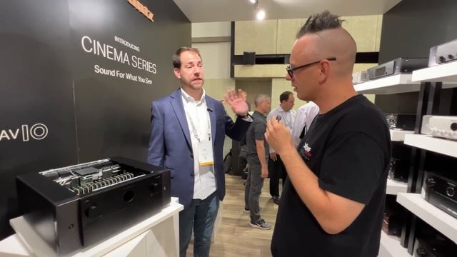 CEDIA22: Marantz AV10 - Technik, Aufbau, Funktionen und Idee hinter der neuen Heimkino AV-Vorstufe смотреть онлайн