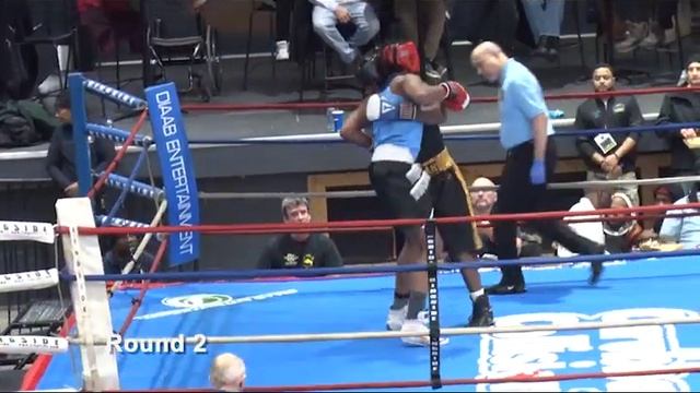 Java Reeves vs.Elijah Austin - 2019 Buffalo Golden Gloves смотреть онлайн
