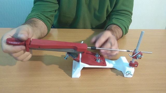 Точилка ЖУК! Приспособление для заточки ножей ледобура MORA. смотреть онлайн